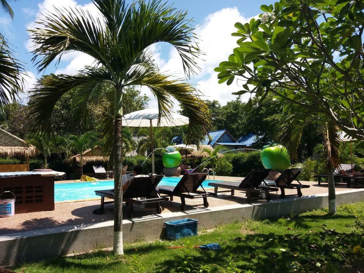Lanta Sunny House Hotel Ko Lanta Kültér fotó